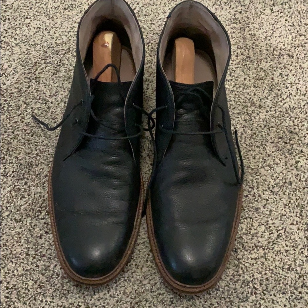 Banana Republic Men’s Chukka boots size 13